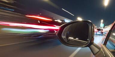 Anzeigenflut f&uuml;r Roadrunner: Empfindliche Strafen f&uuml;r Szene-Raser