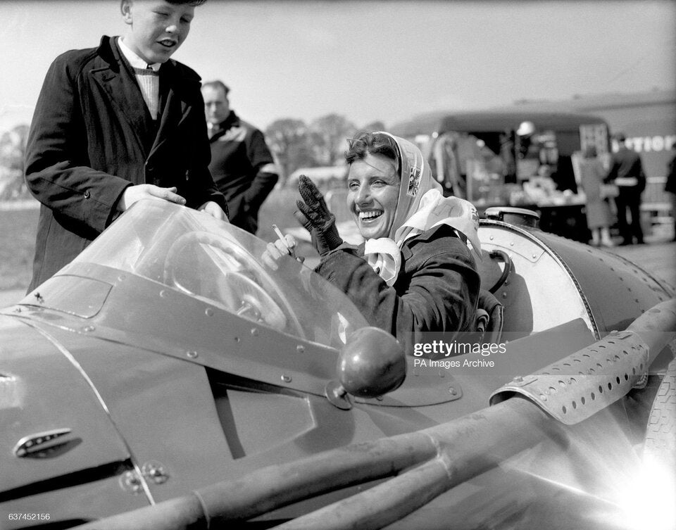 Erste Rennfahrerin: Maria Teresa de Filippis ging 1958 in Belgien als erste Frau an den Start. 