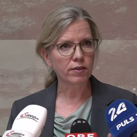 Paukenschlag bei Spritpreisbremse: Grüne stimmen zu