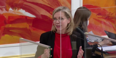 Leonore Gewessler