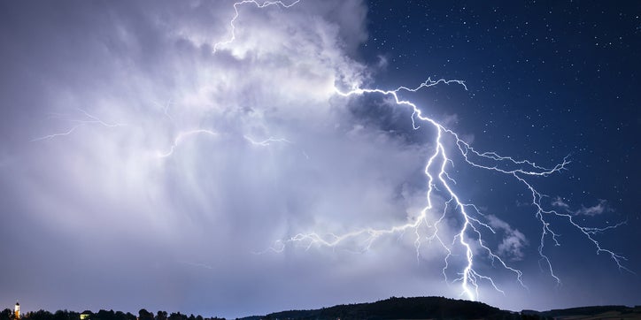 Wissenschaftler wollen mit Laser Blitze abfangen