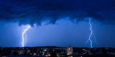 Wenige Bltze gez&auml;hlt.