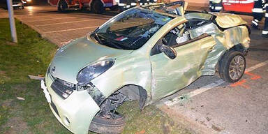 Gänserndorf: Mann rast in den Tod