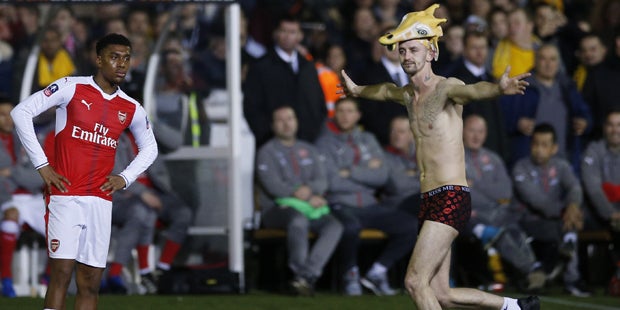 Ganz England lacht über Giraffen-Flitzer