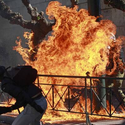 Athen brennt - Neue Protestwelle