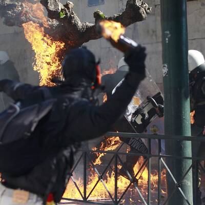 Athen brennt - Neue Protestwelle