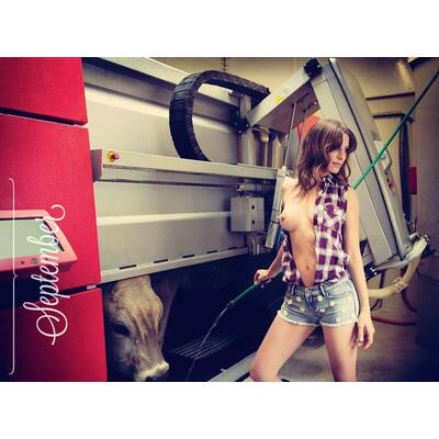 Jungbauernkalender 2015: So sexy sind unsere Bäuerinnen