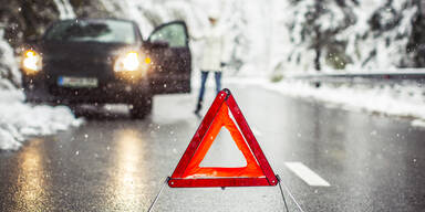 Glatteis: 35-J&auml;hrige stirbt bei Unfall in der Steiermark