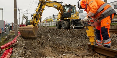 Badner Bahn wieder offen