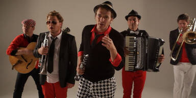 Das Video zur neuen Single "Monsta"