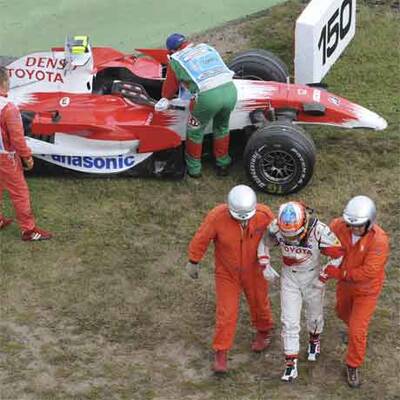 Schwerer Unfall von Timo Glock in Hockenheim