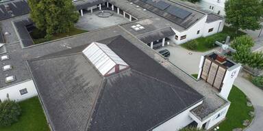 Unbekannte l&auml;uten Kirchenglocken in Asten