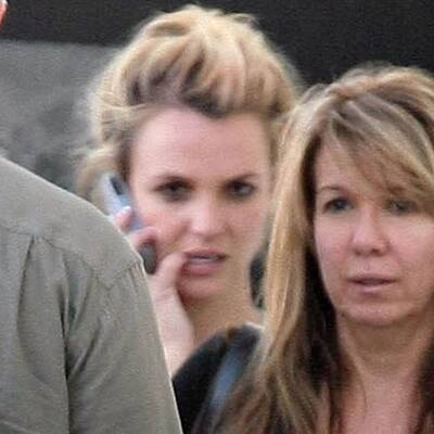 Go-Cart-Queen Britney Spears