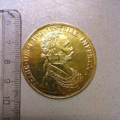 Polizei fahndet nach diesem Goldbetrüger