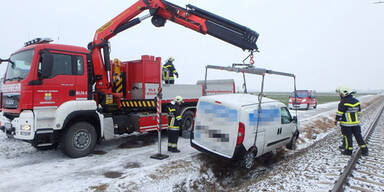 LIVE-Ticker: Unfall-Chaos durch Glätte und Schnee