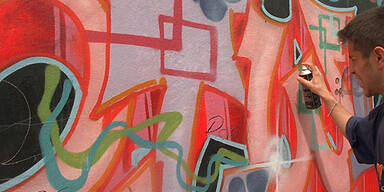 graffiti_sprayer_APA