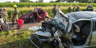 Tödlicher Crash: Polizei jagt Drängler