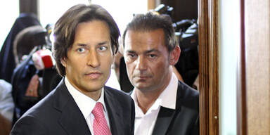 Grasser greift Abgeordnete an