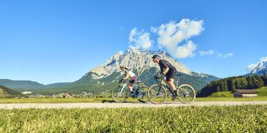 Zwischen Gipfeln,  Genuss & Küstenwind