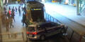 Graz: Polizeiauto kracht in Tram