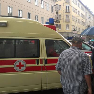  Der Dachstuhl eines Gebäudes in der Innenstadt stand in Vollbrand.