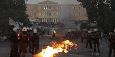 Nacht der Krawalle in Athen