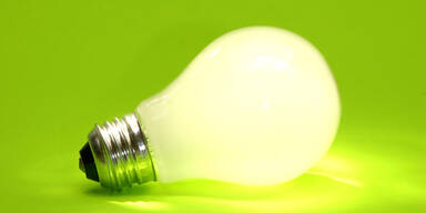 green lightbulb Cropped