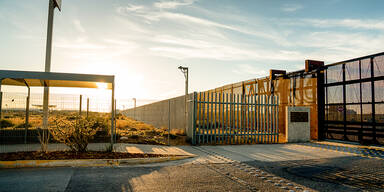 US-Grenzen zu Mexiko und Kanada bleiben weiteren Monat geschlossen