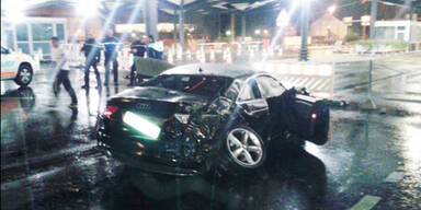 Audi an Schweizer Grenze