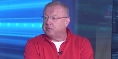 Polizei-Aufstand gegen Aufschnüren des Beamtenabschlusses