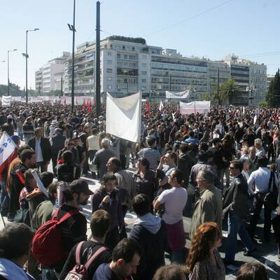 Athen brennt - Neue Protestwelle