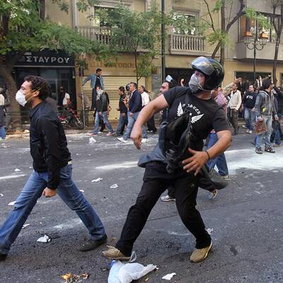 Athen brennt - Neue Protestwelle