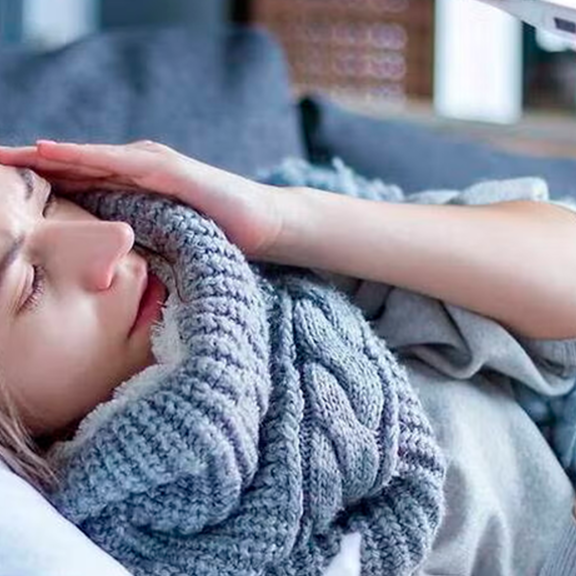 Weihnachts-Alarm: Virus-Welle überrollt Österreich