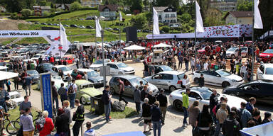 Fans stürmen das GTI-Treffen