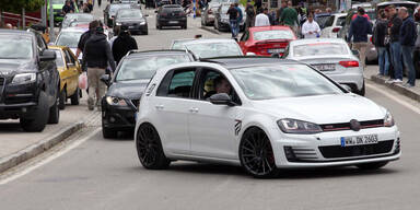 GTI-Nachtreffen lockt viele Fans an