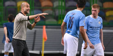 'Taktik-Denkerei': Englische Presse grillt Guardiola