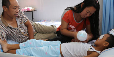 Neue Augen für kleinen Guo Bin (6)