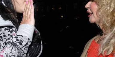 Kanzlertochter im Kelly Osbourne-Look