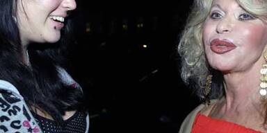 Kanzlertochter im Kelly Osbourne-Look