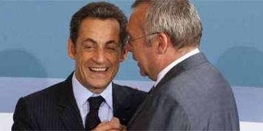 Gusenbauer wohnt französischem Staatsfeiertag bei