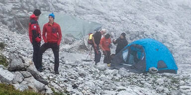 Forscher in Höhle abgestürzt: Rettung läuft