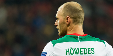 Auto-Wahn! Ex-Weltmeister w&uuml;tet gegen Fu&szlig;ballstars