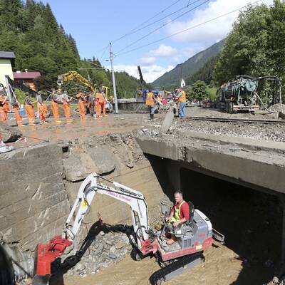 Aufräumen nach dem Hochwasser