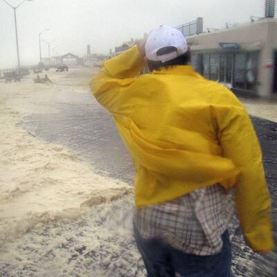 Hurrikan Irene wütet in den USA