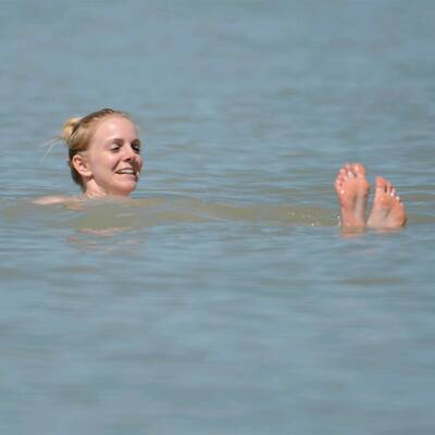 Sonnenhungrige in Podersdorf am See (Burgenland)