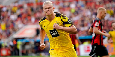 Dortmund ringt Leverkusen nieder - Wolfsburg weiter makellos