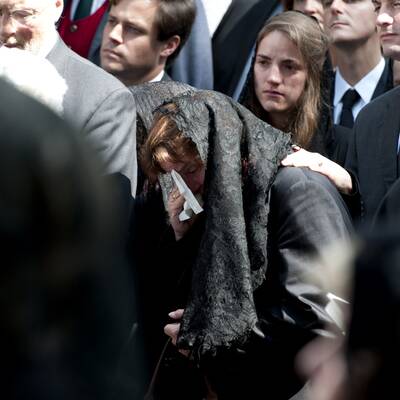 Familie und Hochadel trauern