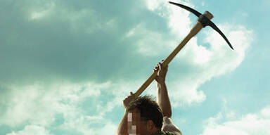 Einbrecher schlugen Juwelier-Auslage mit Spitzhacke ein