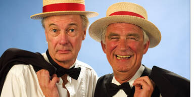 Unterhaltung mit Haltung