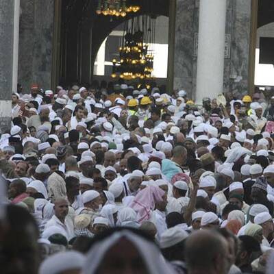 Zwei Millionen Gläubige